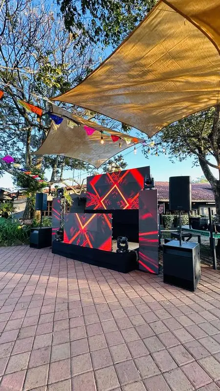 DJ, Animación & Protocolo de Memories Sound Live en un evento en El Salvador 6